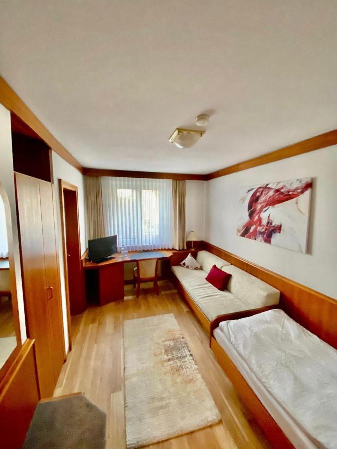 Hotel Krone نوينبورغ أم راين المظهر الخارجي الصورة